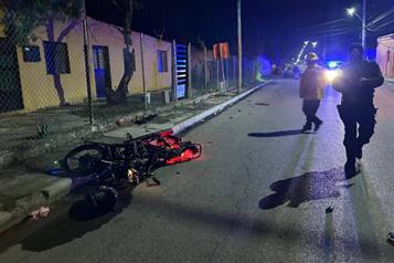 Motociclista resulta lesionado en choque