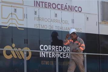 Tr&aacute;iler impacta a Tren Interoce&aacute;nico en Chiapas
