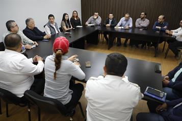 Se re&uacute;ne Escobedo con aseguradoras para lograr un acuerdo