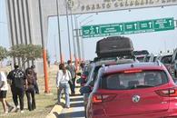 Aumenta m&aacute;s de 265% cruce de paisanos y turistas