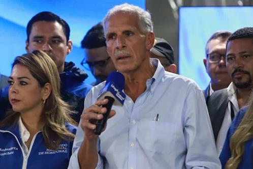 Lidera Asfura conteo en Honduras con 99.87%