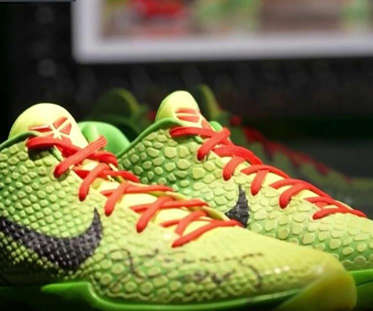 Subastar&aacute;n desde 10 mdd zapatillas de Kobe Bryant