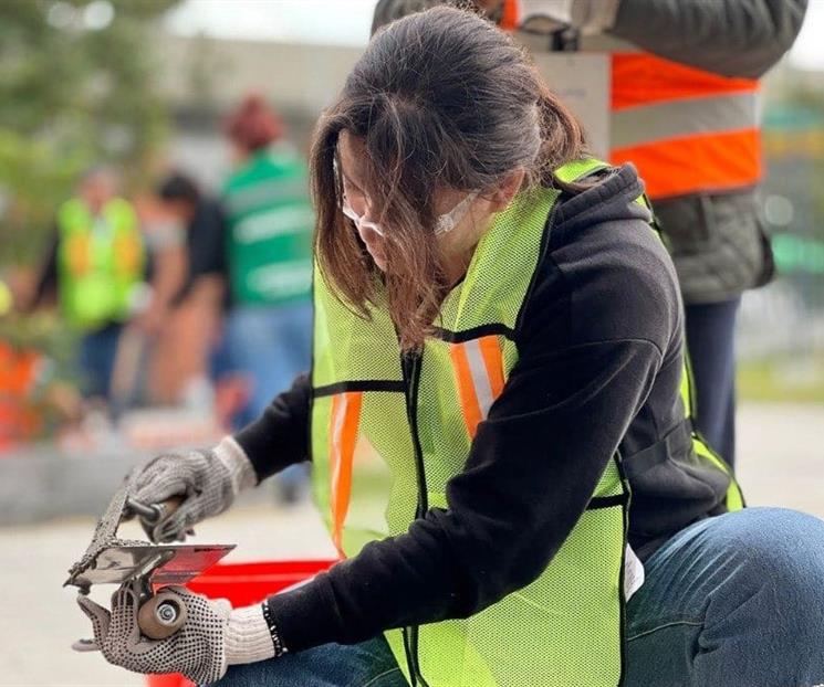 Capacita Secretar&iacute;a de Igualdad a mujeres para mejorar su casa