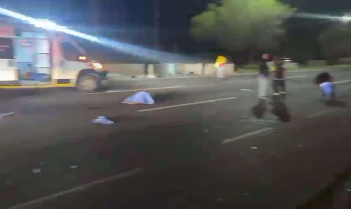 El conductor de una motocicleta muri&oacute; tras derrapar y golpearse contra el pavimento, la madrugada de ayer en la Carretera Nacional al sur de Monterrey l&iacute;mites con Santiago.