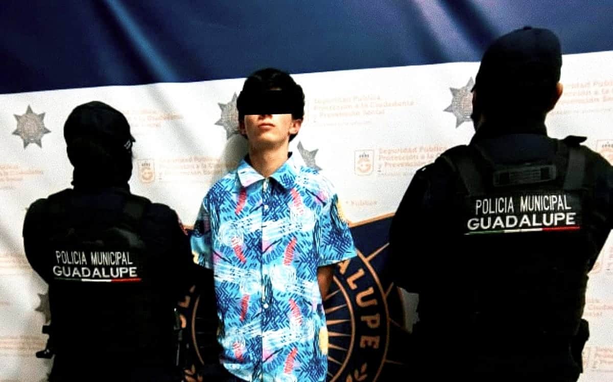 Polic&iacute;as de Guadalupe detuvieron a un hombre con la posesi&oacute;n de droga, y quien presuntamente estar&iacute;a relacionado con al menos cinco robos a tiendas de conveniencia.