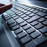 Limpieza eficaz del teclado: m&eacute;todos caseros que s&iacute; funcionan