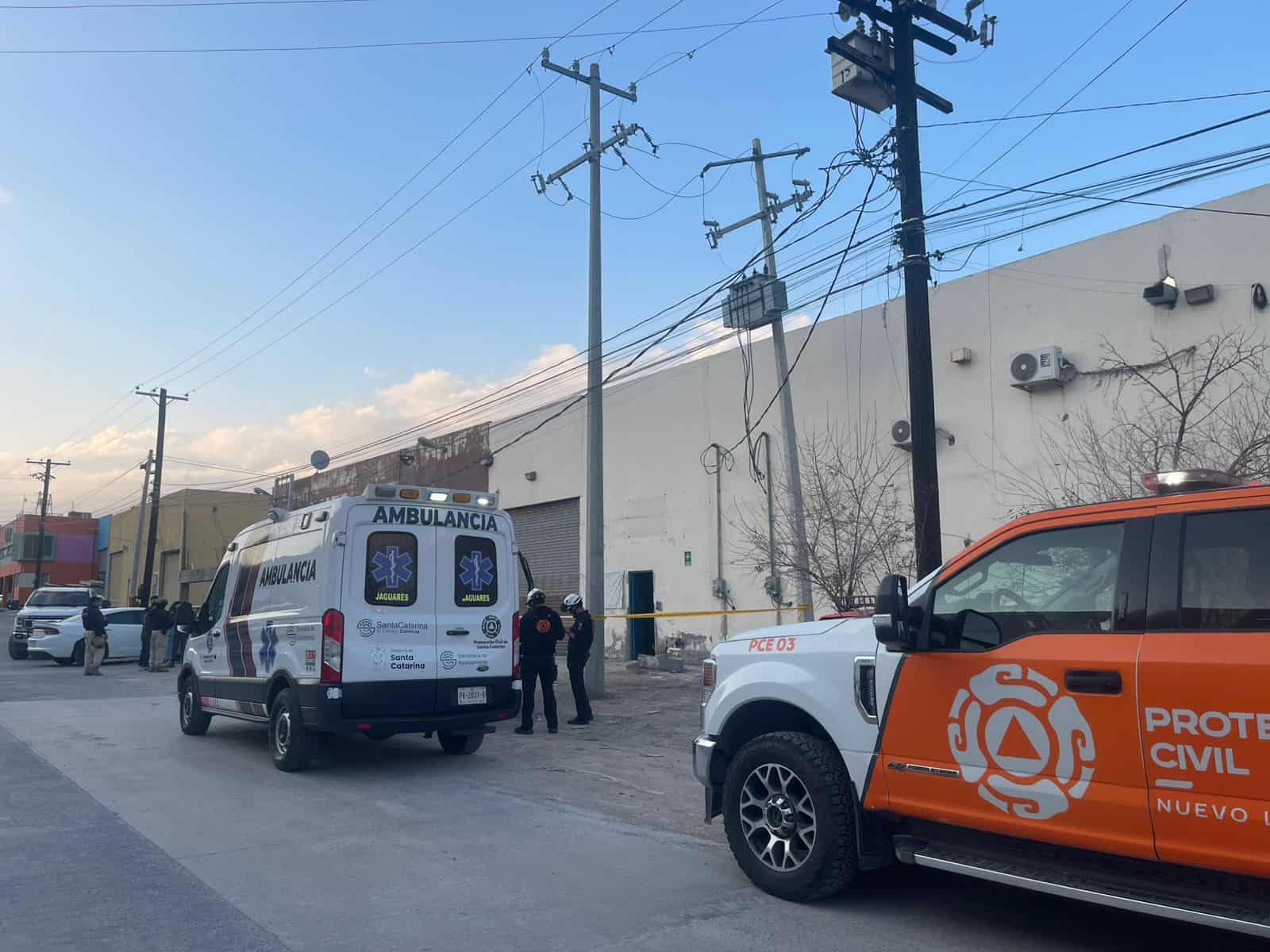 Un trabajador que realizaba labores de limpieza en una empresa, muri&oacute; pr&aacute;cticamente destrozado al caer de manera accidental a una m&aacute;quina recicladora industrial, en Santa Catarina.