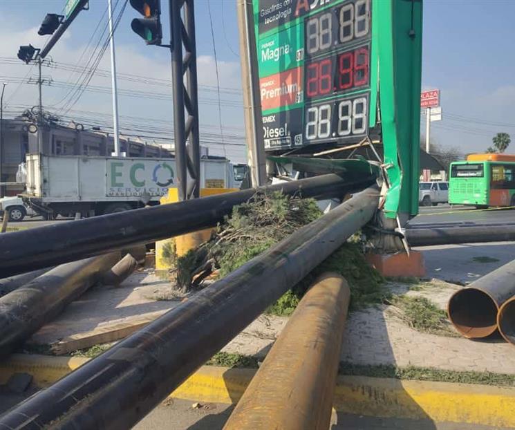 Ocasionan tubos de acero da&ntilde;os en Apodaca