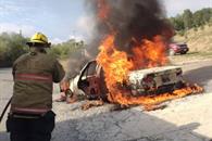 Se incendia veh&iacute;culo en Allende