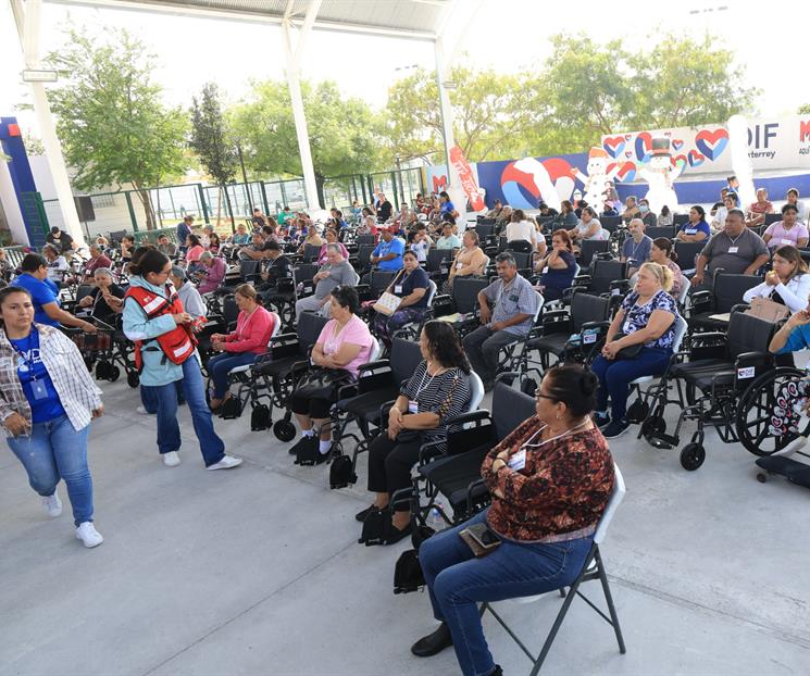 Logra Monterrey entrega hist&oacute;rica  en apoyos funcionales