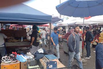 Acuden miles de regios al Mes&oacute;n Estrella