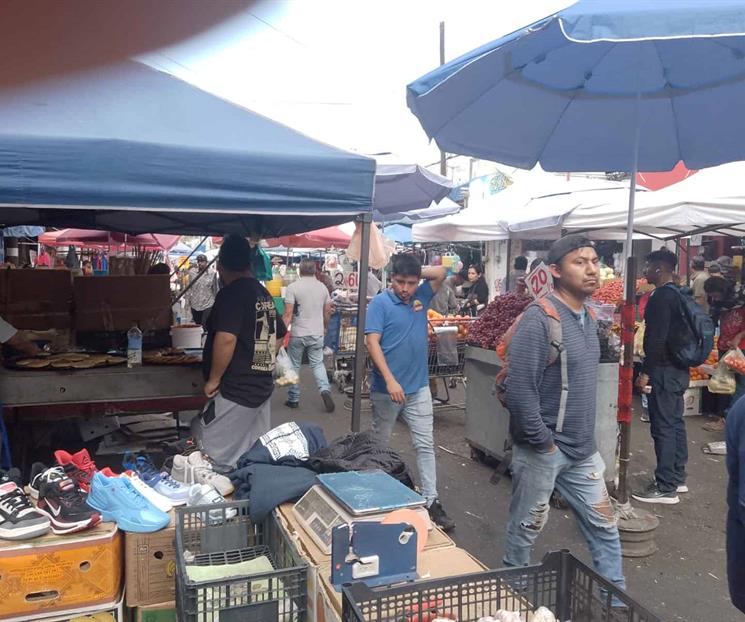 Acuden miles de regios al Mes&oacute;n Estrella