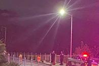 Pierde la vida motociclista tras estrellarse contra poste en Linares