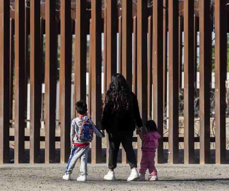 En 2025 m&aacute;s de 400 personas cayeron al intentar escalar muro con EU