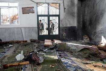 Deja explosi&oacute;n en mezquita al menos ocho muertos en Siria