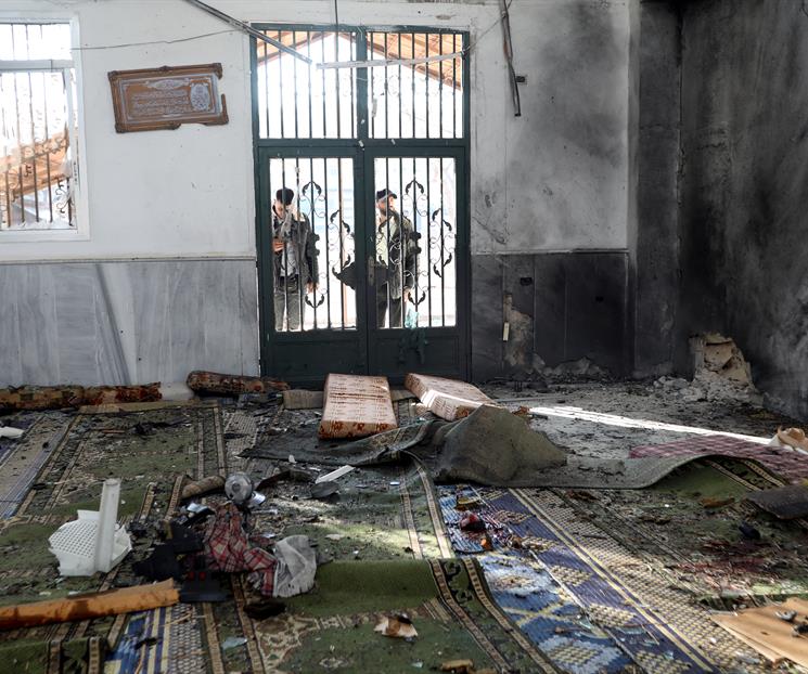Deja explosi&oacute;n en mezquita al menos ocho muertos en Siria