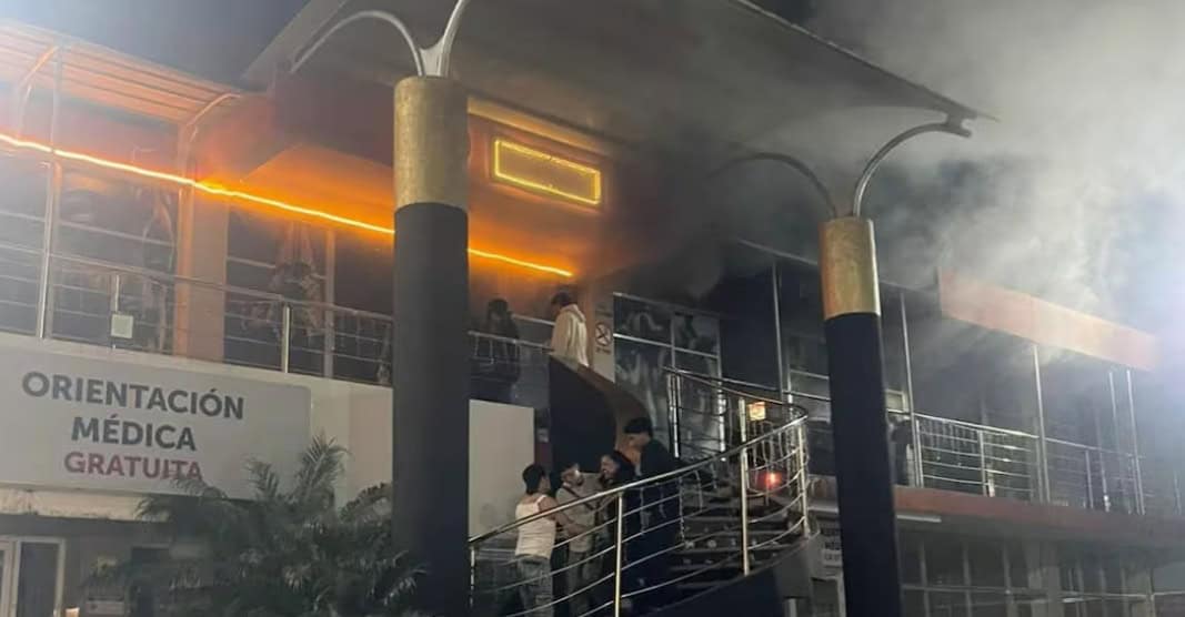 Queman 2 bares en Villaflores, Chiapas