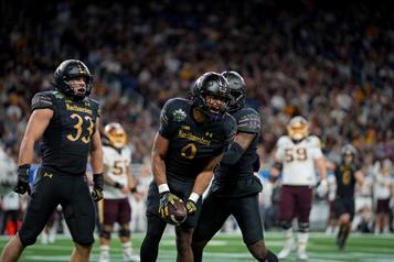 Se corona Northwestern en el GameAbove Sports Bowl