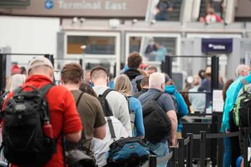 Paraliza tormenta invernal aeropuertos en Estados Unidos