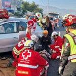Queda herido al estrellarse  en torre de alta tensi&oacute;n