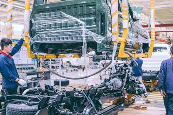 Planta automotriz china en M&eacute;xico, cada vez m&aacute;s lejos