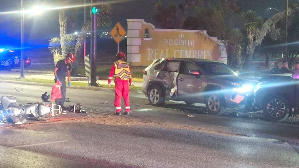 Termina persecuci&oacute;n policial en choque y deja dos heridos