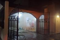 Veladora encendida ocasiona incendio en domicilio de Linares