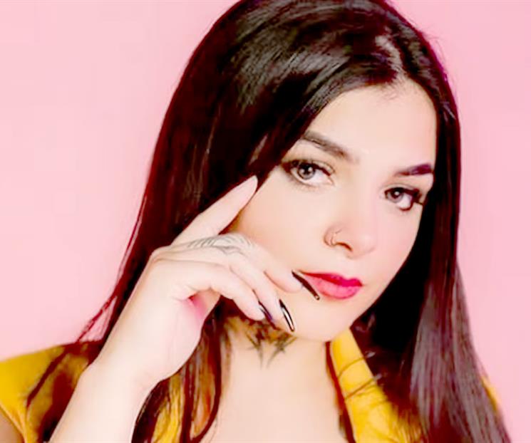 Responde Karely Ruiz a cr&iacute;ticas tras regalar juguetes