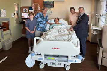 Reportan estable a sobreviviente de accidente