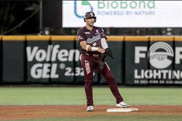 Firman Yanquis a mexico-americano Nick Torres