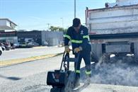 Pone Escobedo en marcha operativo de bacheo en la Avenida Acueducto