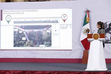 Se mantienen 13 muertos tras accidente del Interoce&aacute;nico: Semar