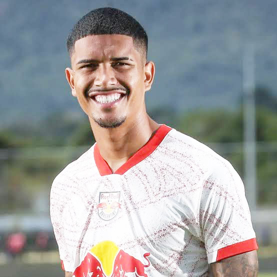 Otro Lucas en la mira