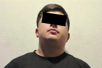 Amenaza con arma de fuego a mujer