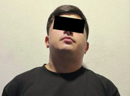 Amenaza con arma de fuego a mujer