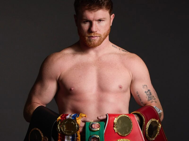Le sale rival al &acute;Canelo&acute; para el 2026