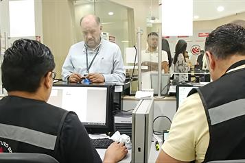 Saturan oficinas del ICV; recomiendan sacar cita en l&iacute;nea