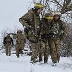 Promete Ucrania levantar la ley marcial