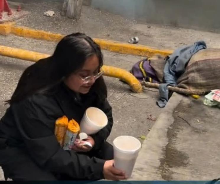 Hace diputada de SC recorrido nocturno ante onda g&eacute;lida