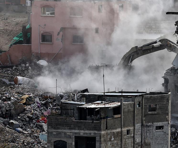 Ampl&iacute;a Israel ofensiva con demoliciones en campos de refugiados