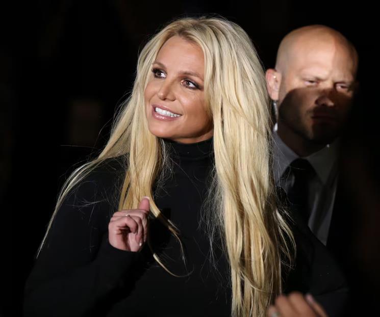 Familia de Britney Spears no la llaman en Navidad y ella responde Familia de Britney Spears no la llaman en Navidad y ella responde