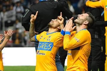 Se despide Aquino del a&ntilde;o y de la afici&oacute;n de Tigres