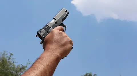 Invitan autoridades a ciudadan&iacute;a a no realizar disparos al aire