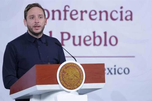 Eduardo Clark: Crece formaci&oacute;n de m&eacute;dicos especialistas en M&eacute;xico