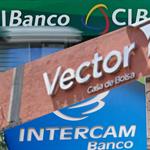 Acaba el 2025 con duro golpe a instituciones financieras mexicanas