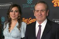 Encuentran sin vida a hija de Tommy Lee Jones Encuentran sin vida a hija de Tommy Lee Jones