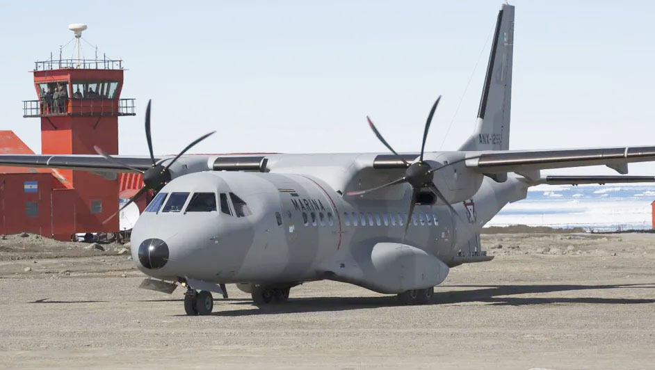 Llega avi&oacute;n a Galveston para repatriar a fallecidos en aeronave