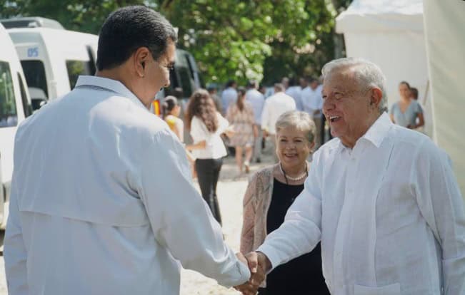 Maduro visit&oacute; M&eacute;xico tres veces por invitaci&oacute;n de AMLO