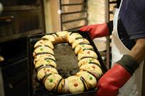 &iquest;Qu&eacute; simboliza la rosca y por qu&eacute; se parte el 6 de enero?