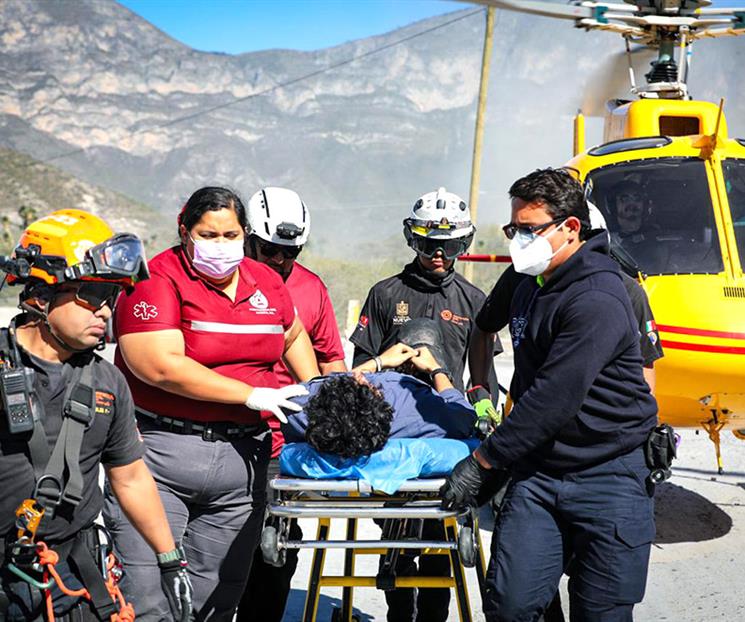 Rescatan a senderista Rescatan a senderista